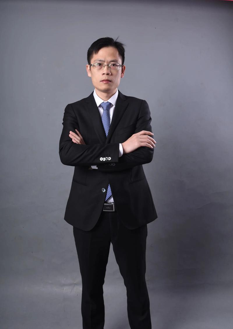 练友树 视觉与舞美负责人